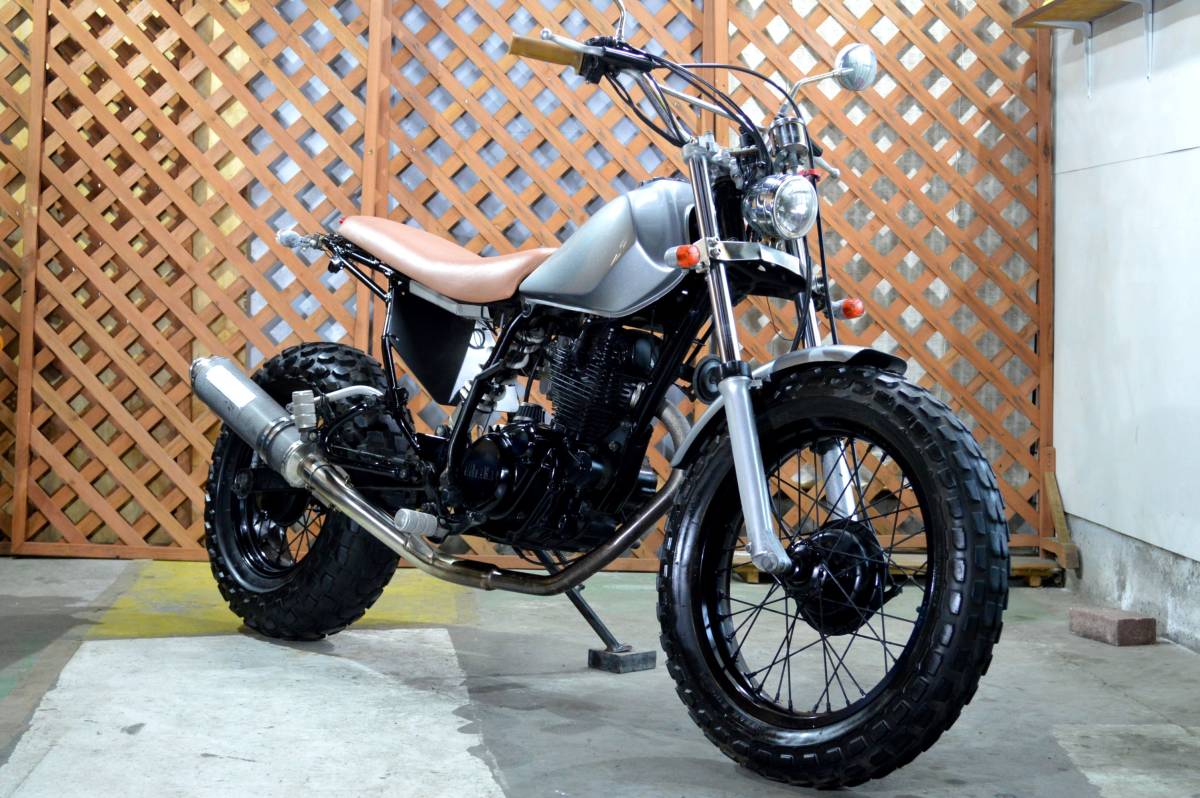 ヤマハ　TW200 ２００１年モデル　カスタム多数　ロングスイングアーム　エンジン絶好調 tw200 カスタム多数 ヤマハ TW200 2001年モデル カスタム多数