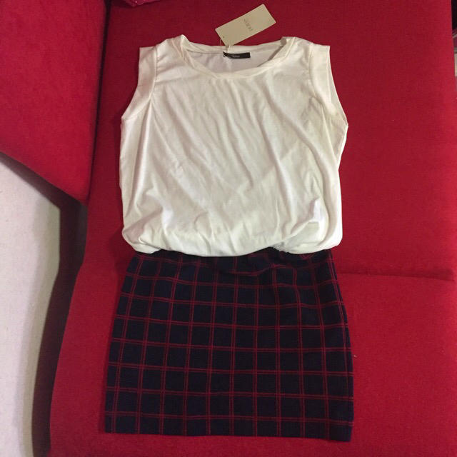  DURASワンピ(Sサイズ)｜売買されたオークション情報、yahooの商品情報をアーカイブ公開 - オークファン Sサイズ