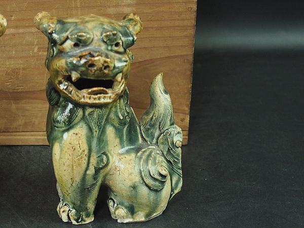 中国 明時代 緑釉獅子置物 一対 箱付 古美術唐物古玩骨董品 AE0167 竹