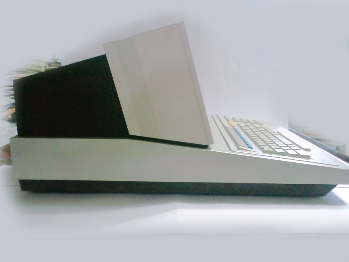 MZ-80B - ジャンク SHARP Computer Item] Early Retro Unit Main 年代