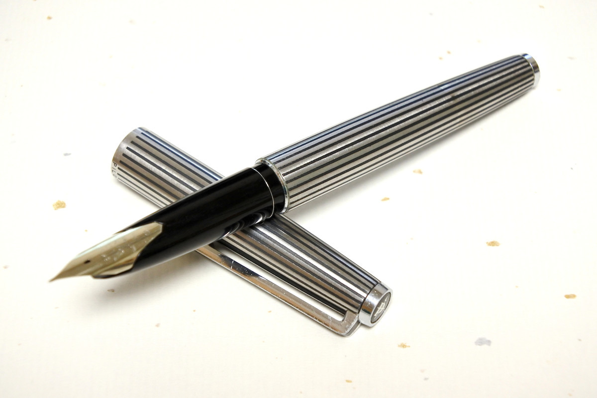 万年筆 CUSTOM Pilot K-500SS 蝕刻ストライプ 18KWG パイロット