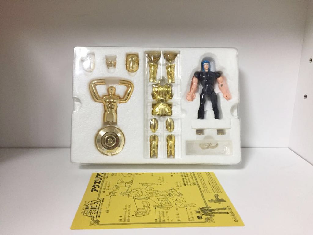 聖闘士星矢 聖闘士聖衣神話 黄金聖衣 アクエリアスクロス 応募券あり