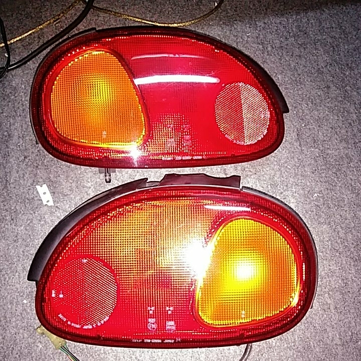 EA 11 R カプチーノ純正テールランプ 中古カスタム流用補修用に ハーフ