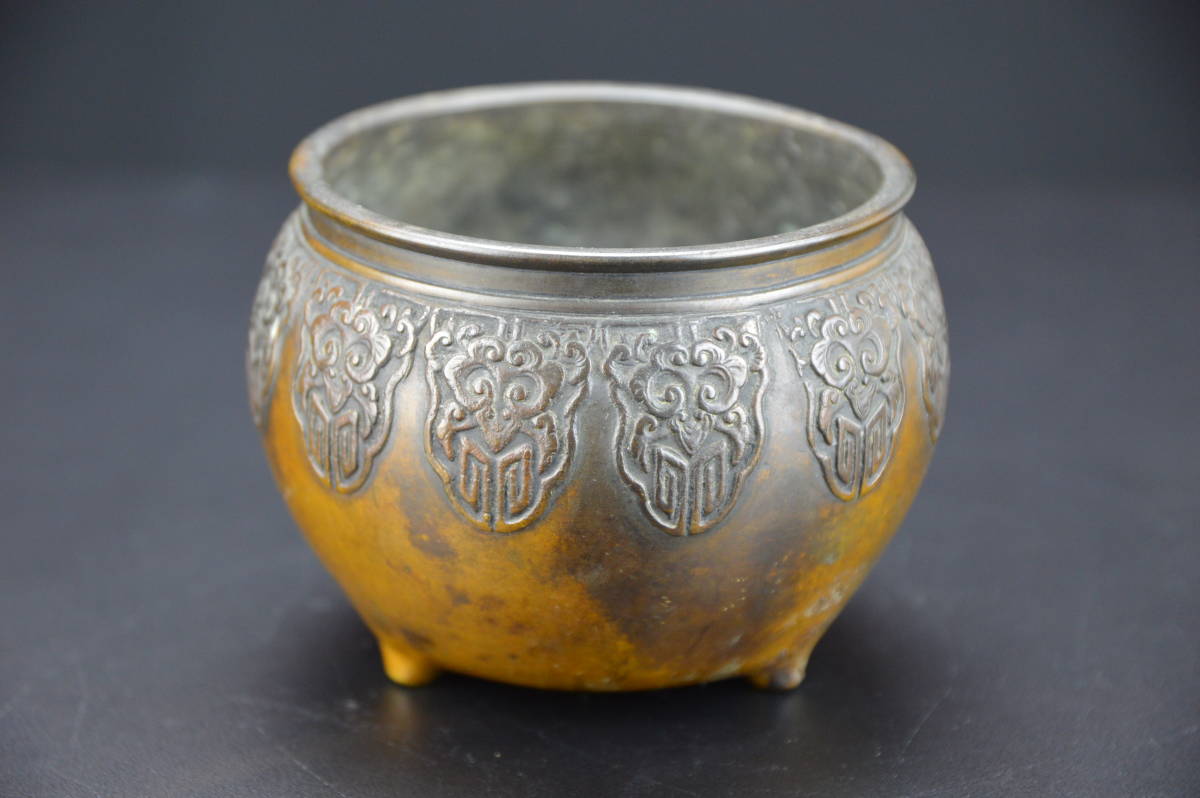 蔵出し 中国古玩 唐物 唐銅 饕餮紋耳付火鉢 古美術品 伝統工芸品
