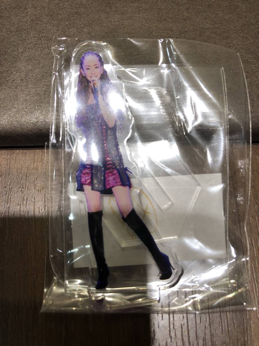 安室奈美恵 ガチャ ☆ アクリルスタンド_1