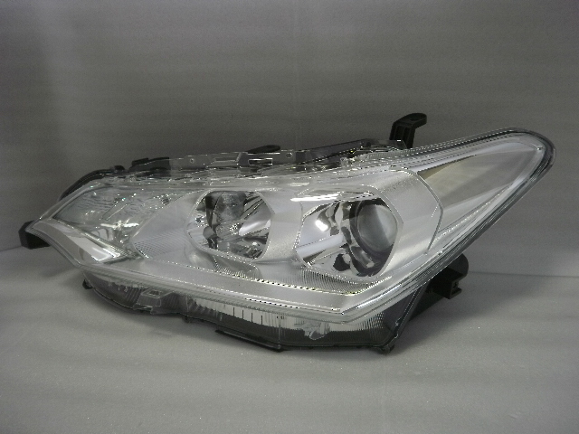 カローラアクシオ☆NRE161純正☆左ヘッドランプ☆中古良品