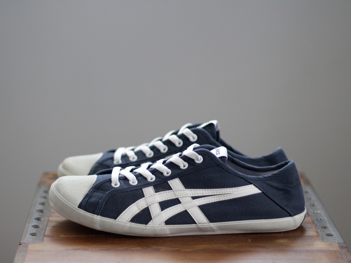 赤字超特価，最新作 アシックス ローカット 28cm asics KAVOZ ネイビー ホワイト 紺 白 キャンバス メンズ スニーカー US10 海外限定(28.0cm)｜売買されたオークション情報、yahooの商品情報をアーカイブ公開 - オークフ 28.0cm