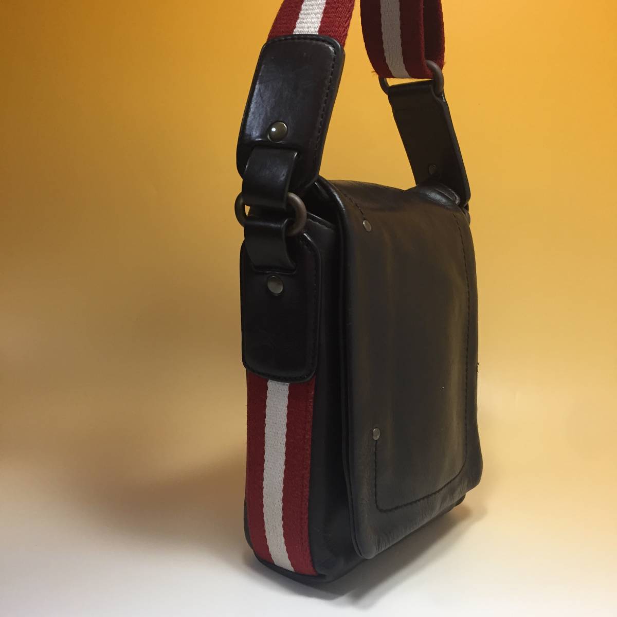 BALLY◇バリー レザー ショルダーバッグ◇ダークブラウン - ショルダー 