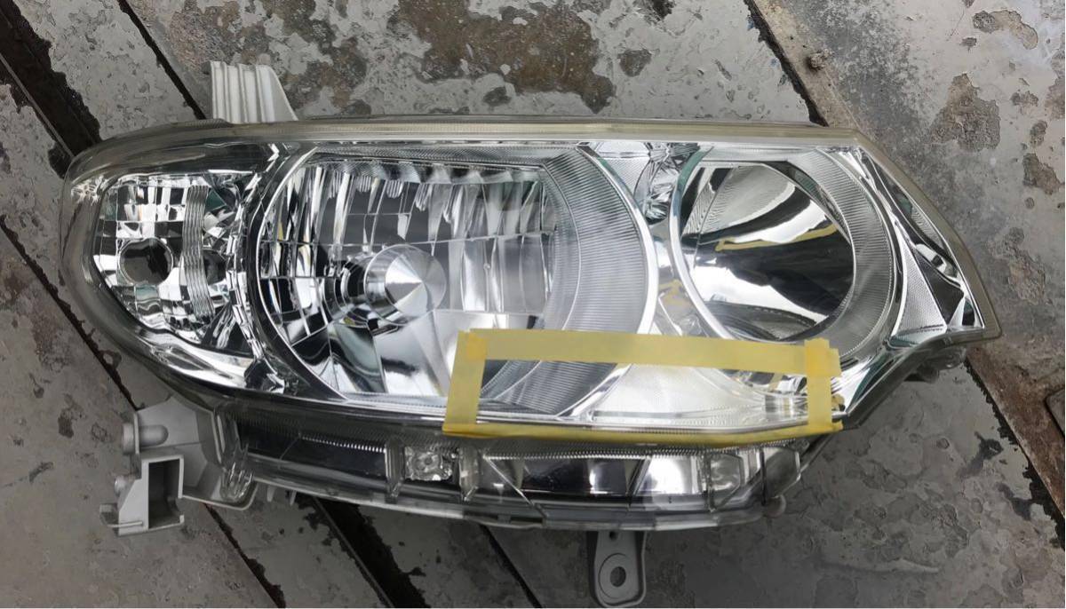 中古】タント L375S ヘッドランプユニット 81130-B2430 HIDタイプ 純正