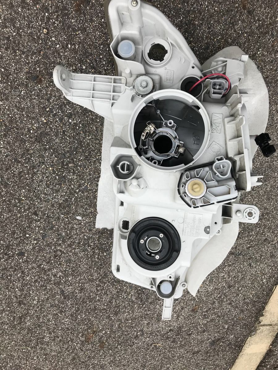 中古】タント L375S ヘッドランプユニット 81130-B2430 HIDタイプ 純正