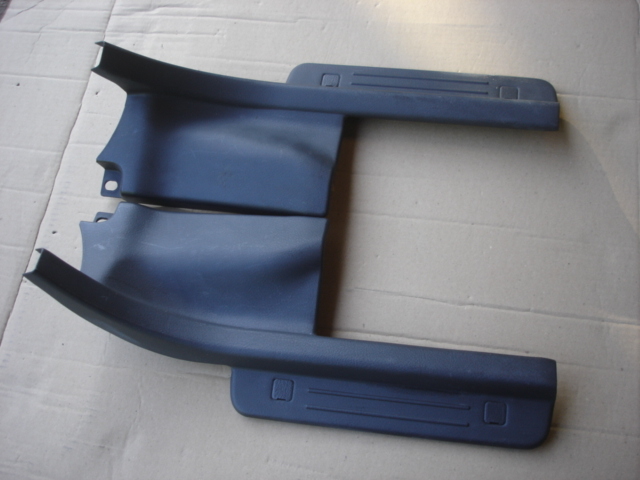 最新作，セール スバル インプレッサ GC8 WRX セダン TypeRA STi Ver5 純正 リアステップカバー スカッフプレート SUBARU IMPREZA REAR STEP COVER(スバル用)｜売買されたオークション情報、yahooの商品情報をアーカイブ公開 スバル用