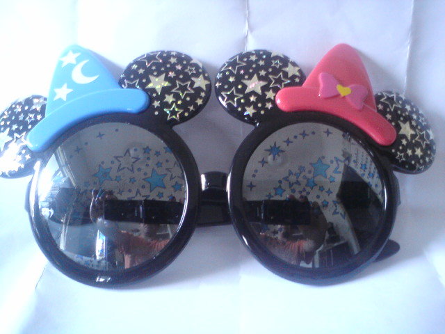 ディズニーサングラス ミッキー ミニーのソーサラーハット Disney ディズニー 売買されたオークション情報 Yahooの商品情報をアーカイブ公開 オークファン Aucfan Com