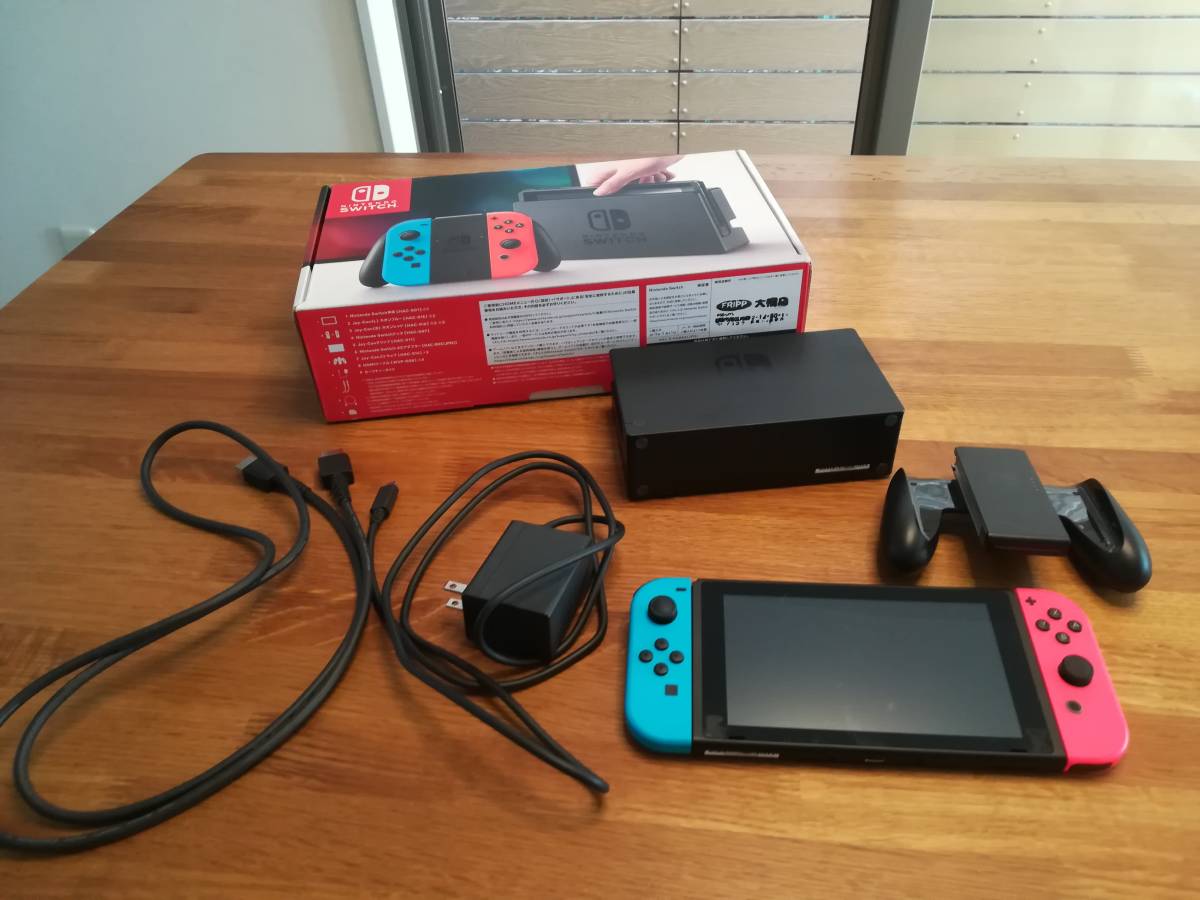 ☆ 中古 Nintendo Switch ネオンブルー・レッド スプラトゥーン2