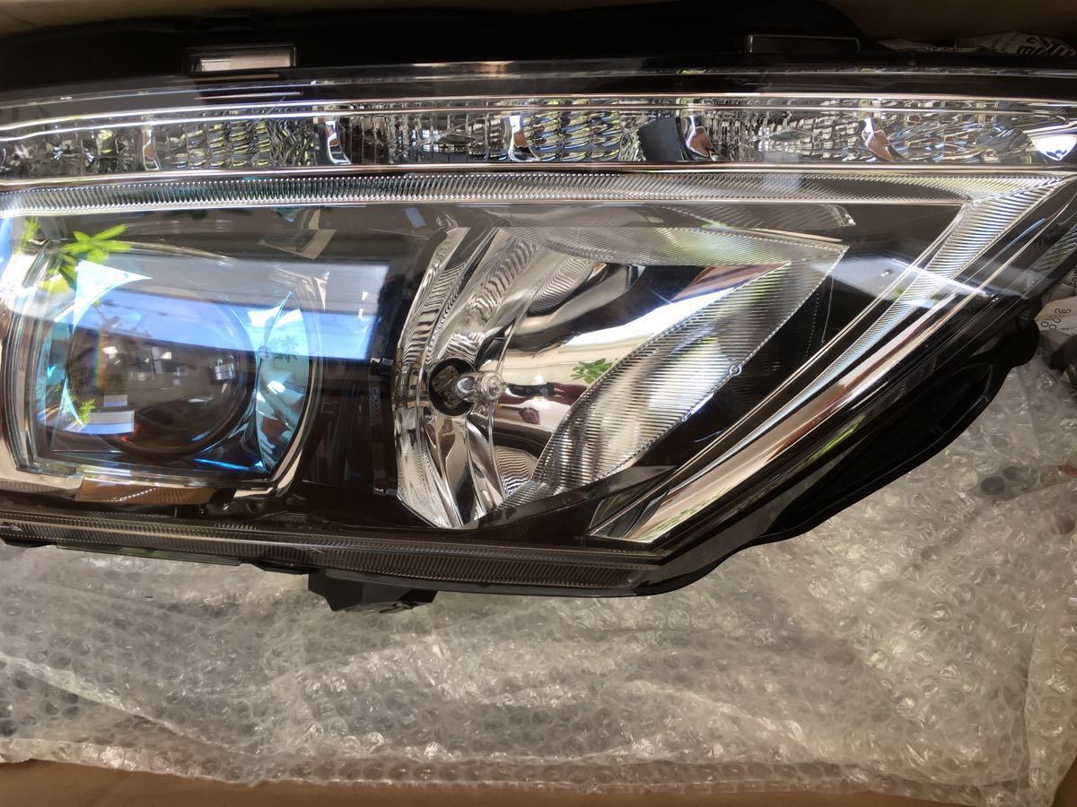 ホンダ ZF1 CRZ 左ヘッドライト ハロゲン CR-Z ホンダ ヘッドライト