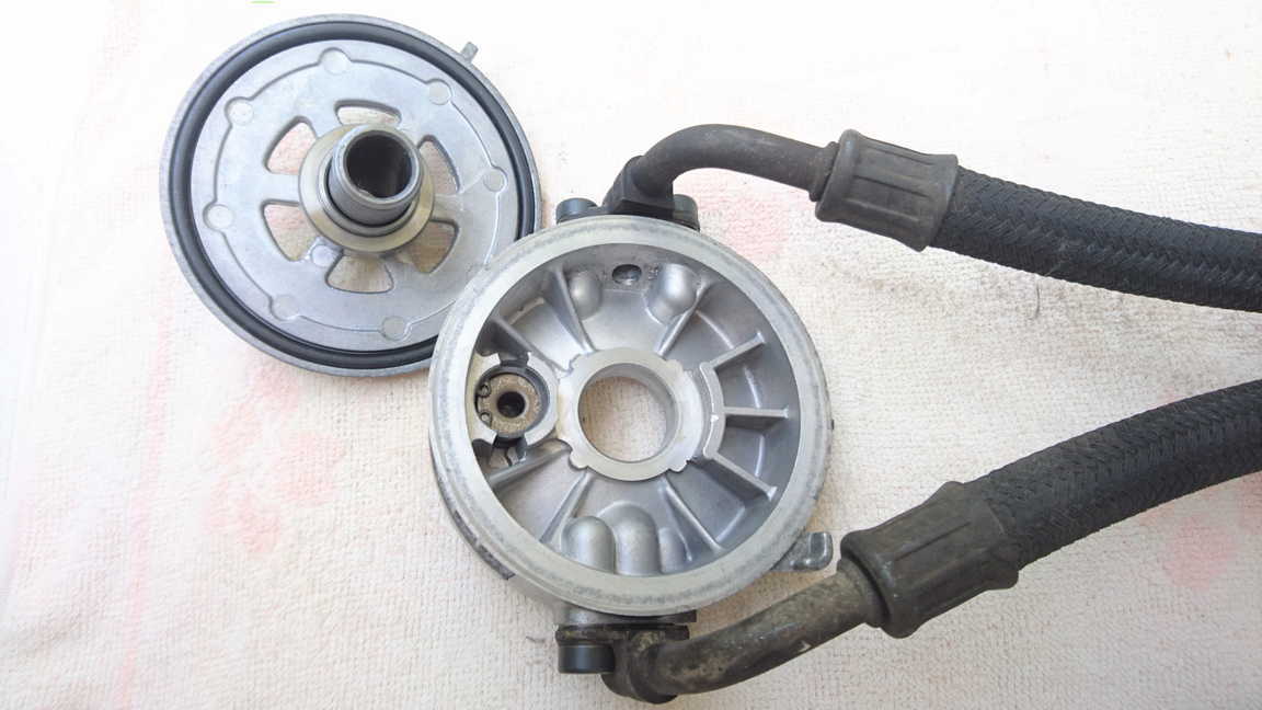 オイルクーラー☆XJ400DXJ400EXJ550 XJ400 XJ400D XJ400E XJ550 XJ750 XJ750E OILクーラーASSY 良品 4G0