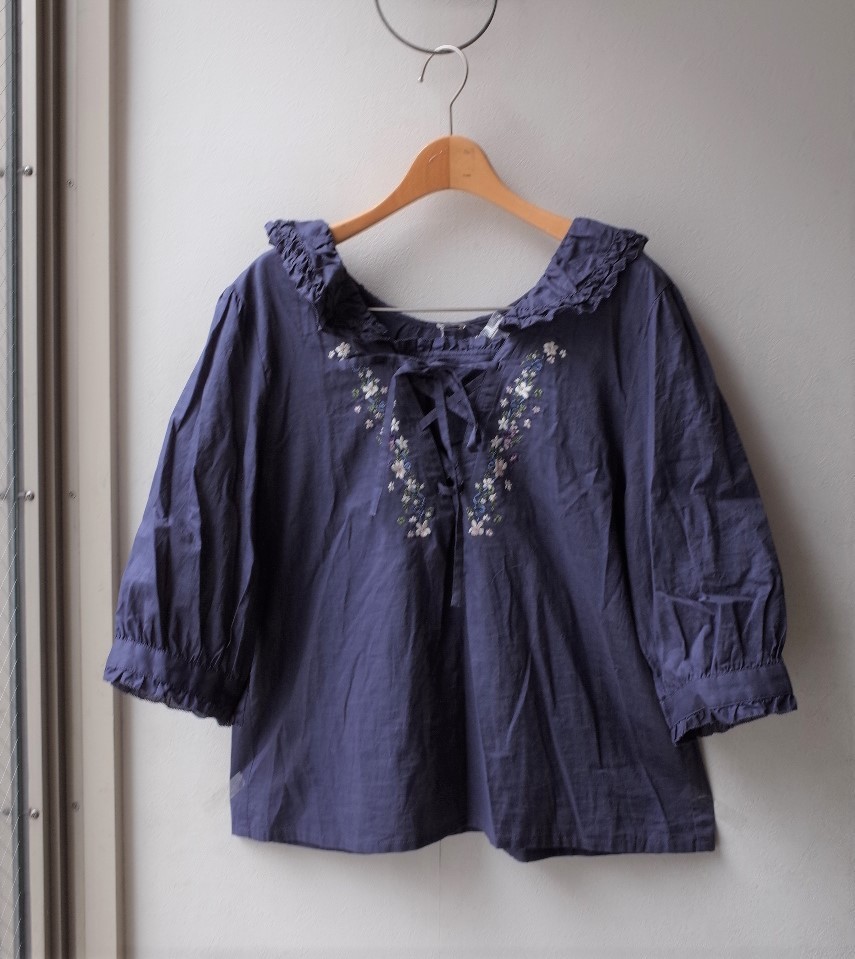 ☆2018年 タグ付 未使用 ピンクハウス *スミレ刺繍ローンブラウス/定価 