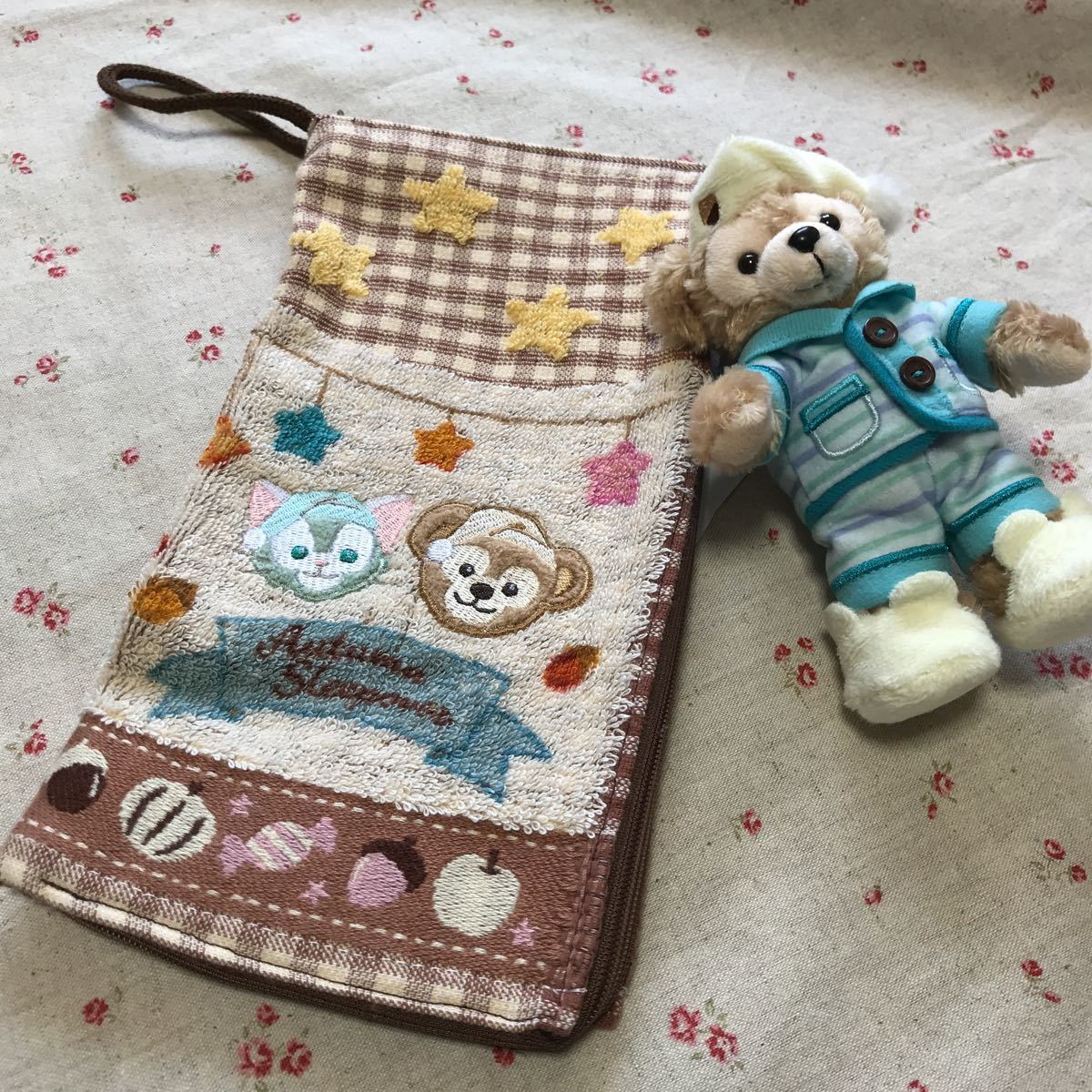 ★オータムスリープオーバー★ループ付き タオルポーチ 小物入★ダッフィ &ジェラトーニ★★35周年記念★ハンドメイド★TDS★8/23 新発売★_1