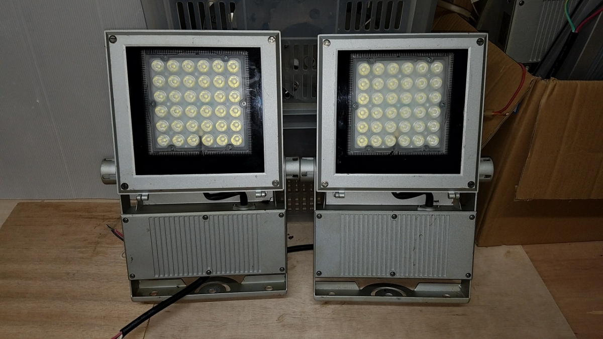 遠藤照明 グレー LED（昼白色 看板灯 投光器 ERS5202HB ダクトレール用 