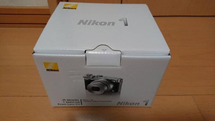 本物保証，安い Nikon 1 J5 ボディ シルバー 使用品(ニコン)｜売買されたオークション情報、yahooの商品情報をアーカイブ公開 - オークファン ニコン