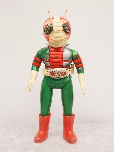 昭和レトロ・当時物】ソフビ 仮面ライダーV3 石森プロ 毎日放送 東映