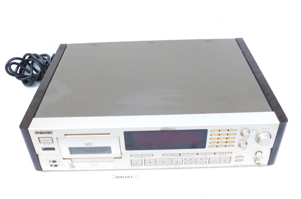 激安□SONY DTC-57ES DATデッキ オーディオ 音響機器 □通電確認