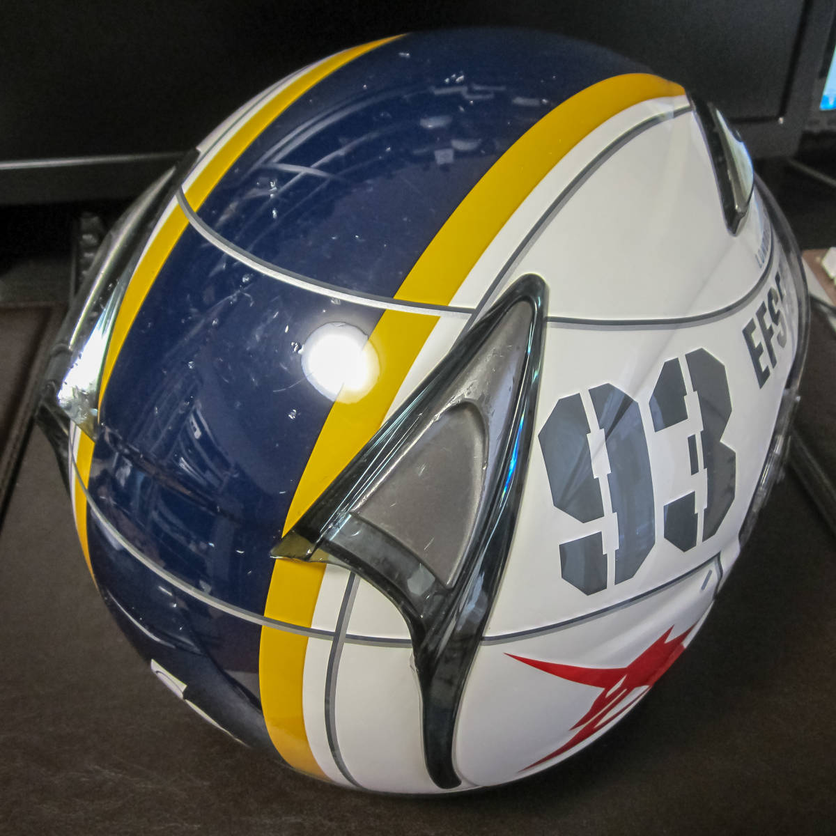 値下げ [中古・限定] 機動戦士ガンダム バイクヘルメット TYPE RX-93
