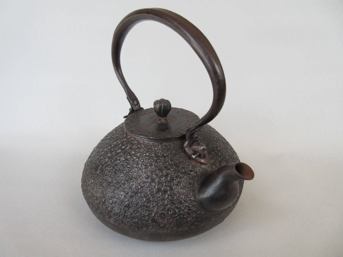及川寛治 作 桜宝尽し文 鉄瓶 煎茶道具 2025年最新寛治 鉄瓶の人気