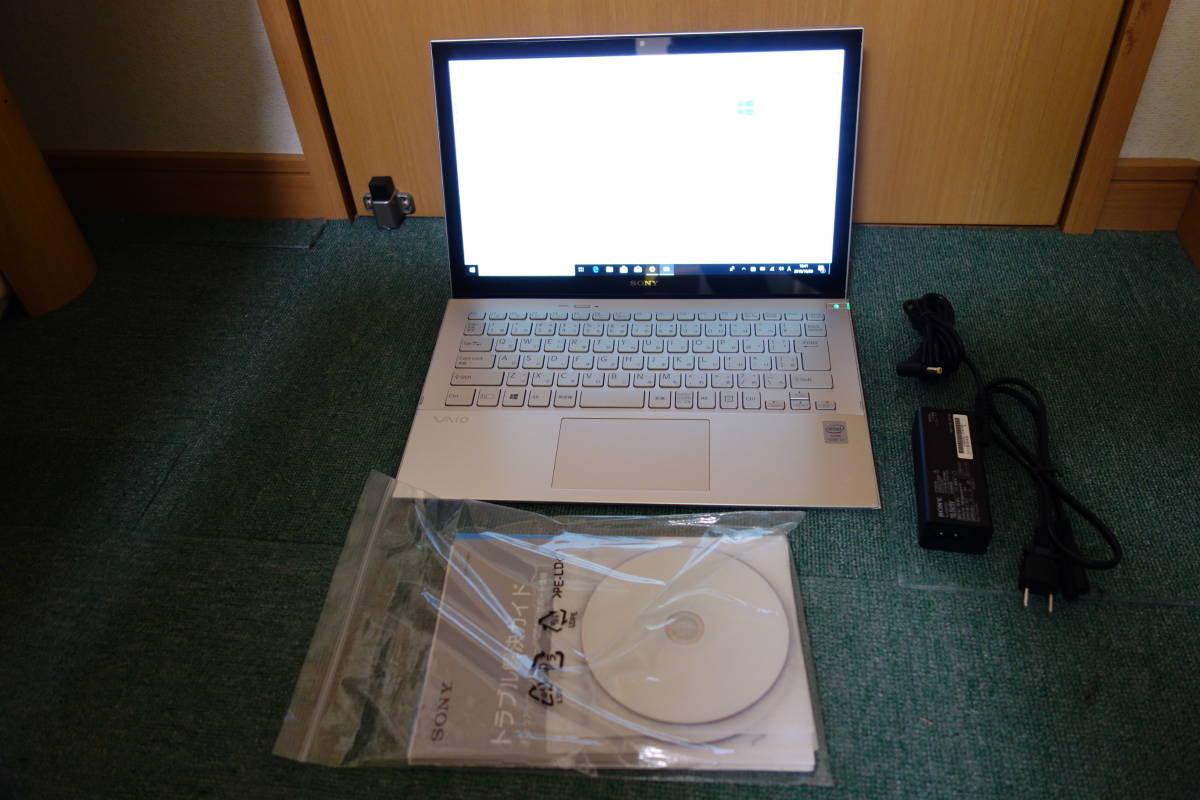 VAIO Pro 13 SVP132A1CN Core i7-4500U/4GB/SSD256GB/Win10Pro 