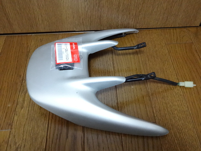 ☆送料安！良品 新品純正キャップ付 純正 ライブディオZX リア