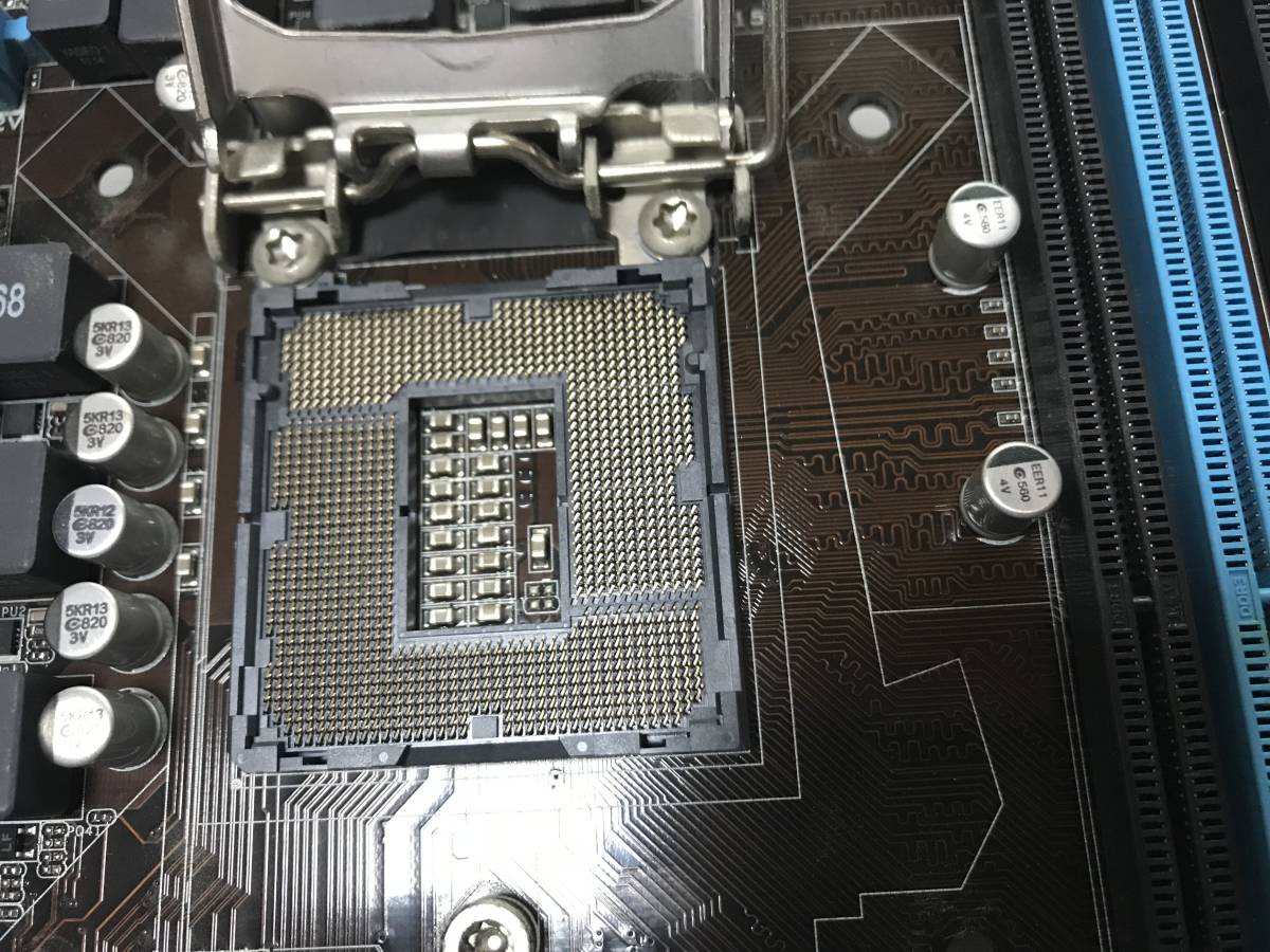 ASUS マザーボード　Z68　P8Z68-V　LE　OC　オーバークロック　LGA1155_2