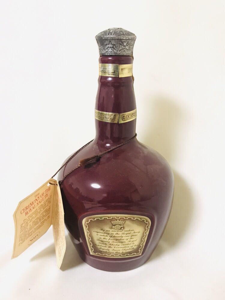 ◇ 古酒 ◇ ROYAL SALUTE 21 YEAR OLD ロイヤル サルート 21年 赤 陶器