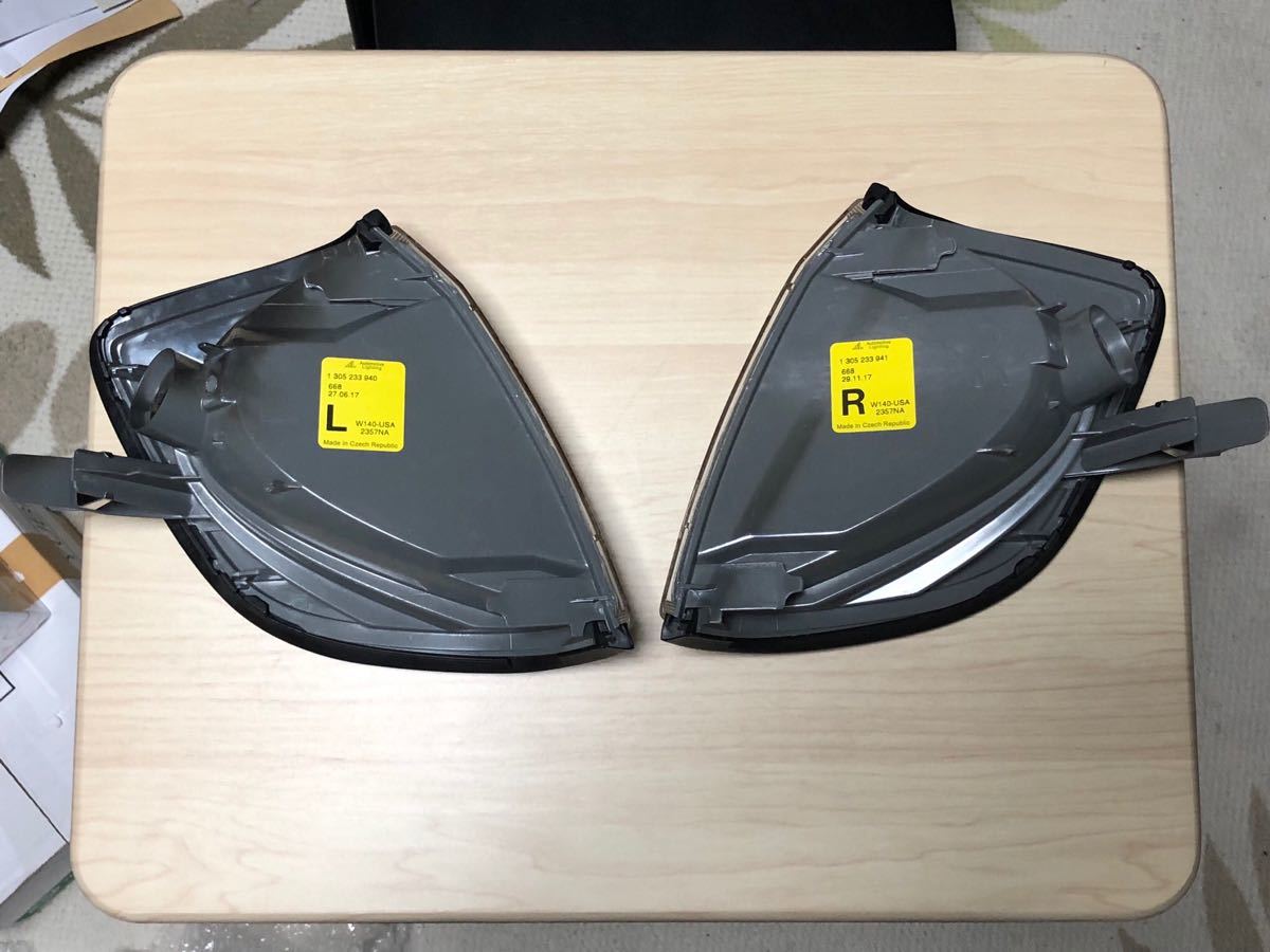 激レア新品！メルセデスベンツ W140 Sクラス 北米 USコーナーレンズ