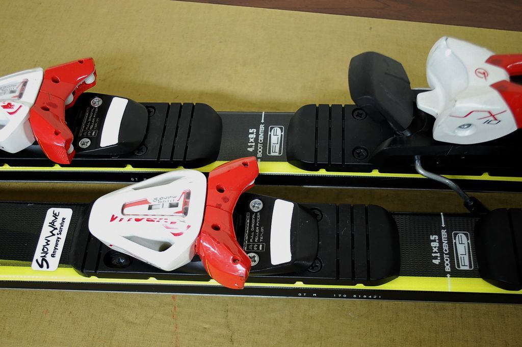 中古品】オガサカTRIUN G-J130 cmジュニアGSスキー ビン付 中古品