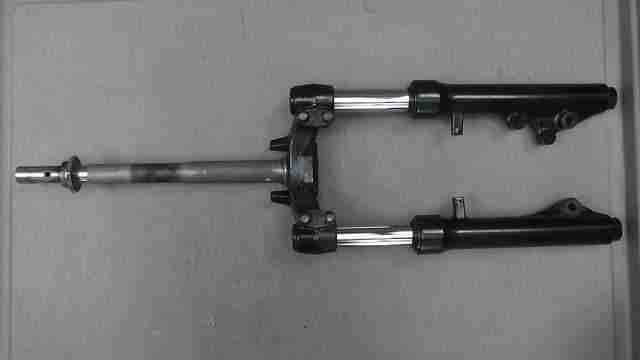 アドレスV125　CF46A-556xxx　の　フロントフォーク *1482382825