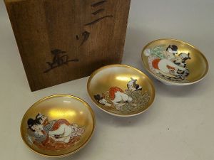 九谷 春画のYahoo!オークション(旧ヤフオク!)の相場・価格を見る