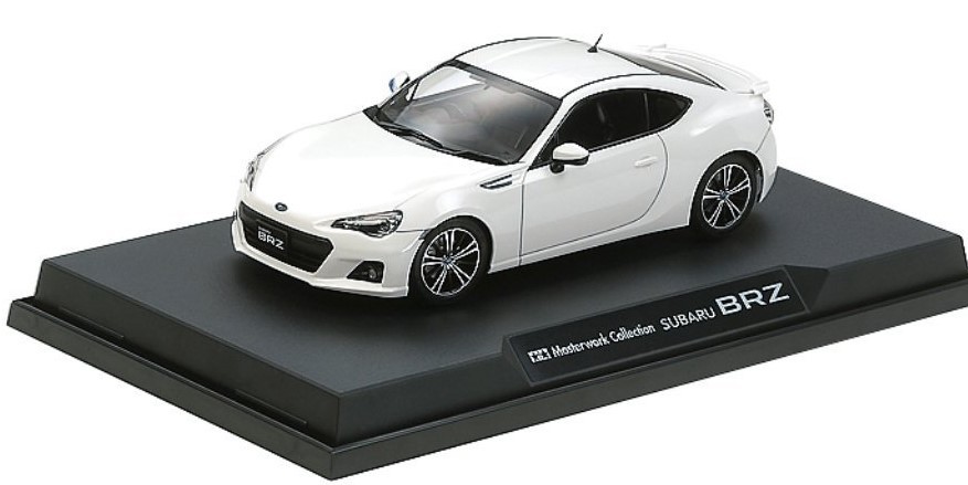 タミヤ 1/24 『スバル BRZ WR サテンホワイトパール (完成品