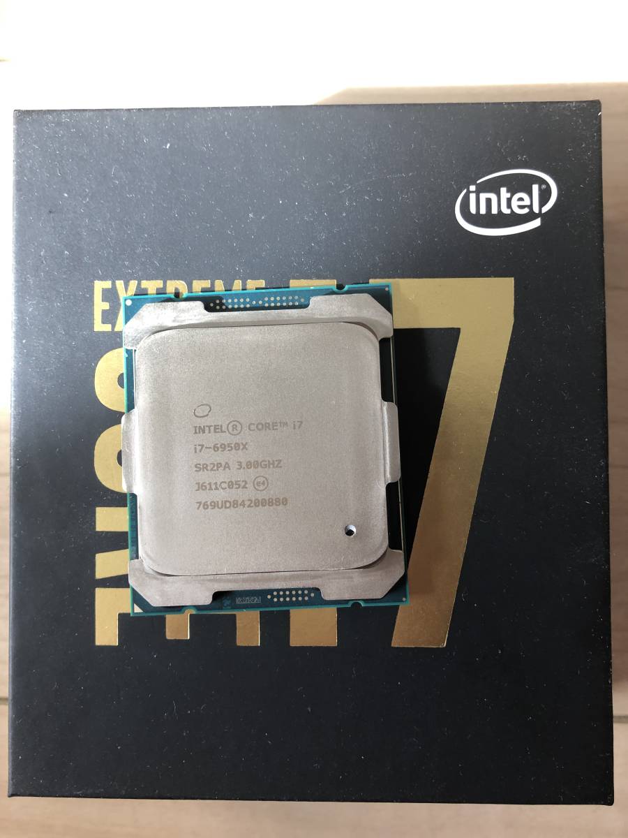 新品未開封 ] Intel Core i7-8700K BOX 3.7GHz LGA1151／Z370 CPU