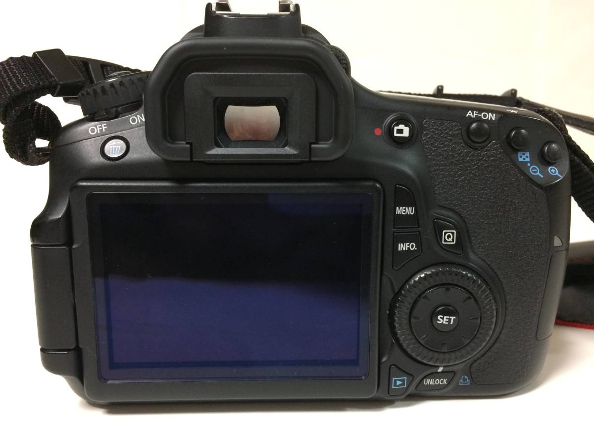【送料無料】Canon キャノン EOS 60D レンズ4本　三脚　ドライボックス　おまけ多数
