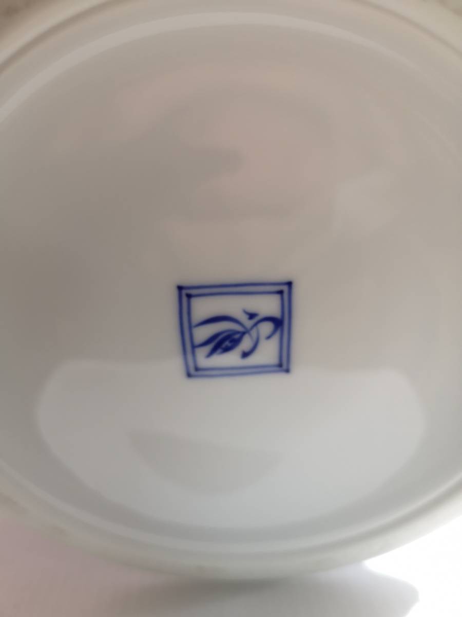 香蘭社 染錦模様 花瓶 鶴と松の絵柄 陶器花瓶 老松文 染錦御所車花瓶