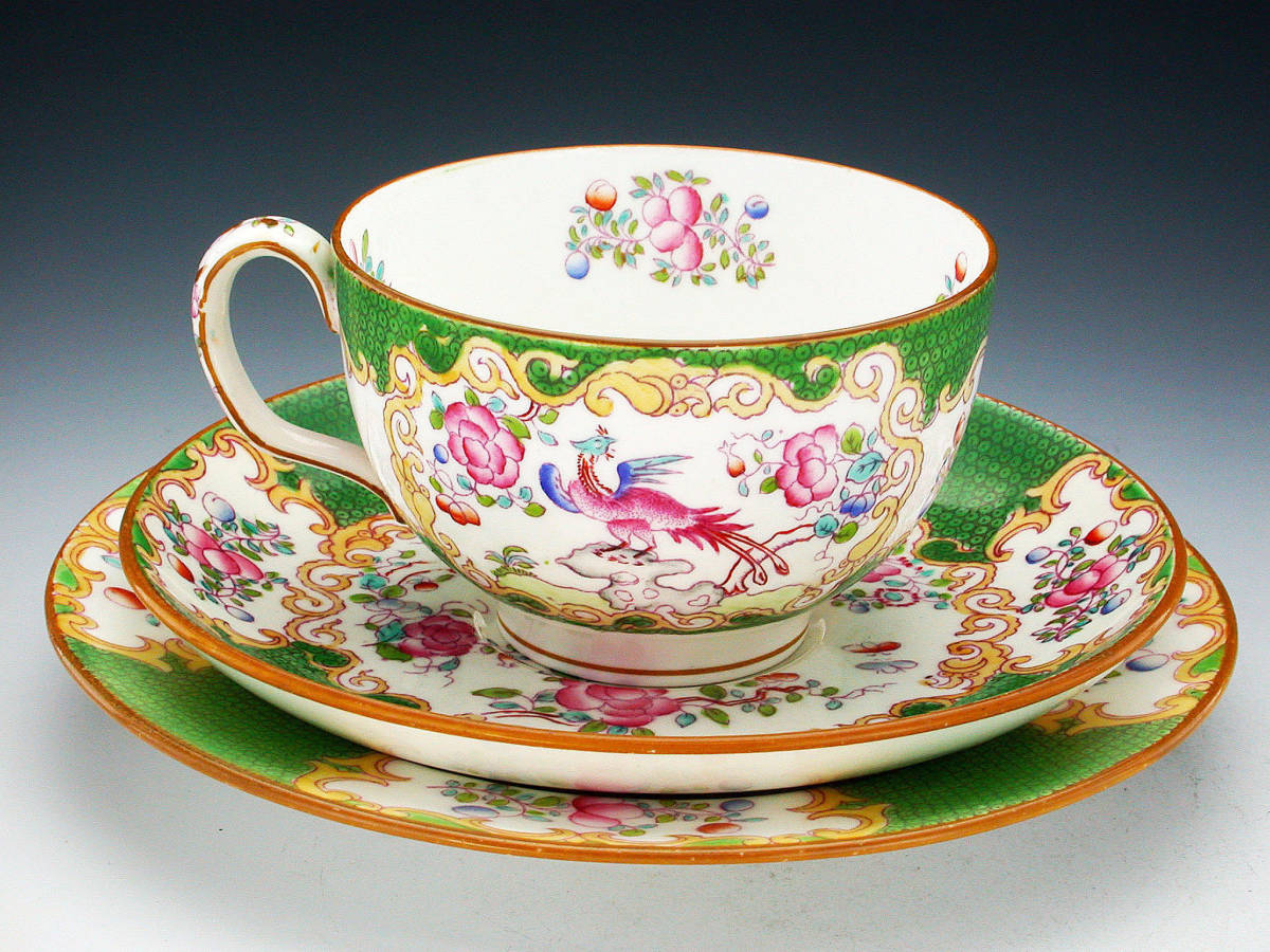 アンティーク　ミントン・蓬地鳳凰太湖石乗図　キャビネットトリオ