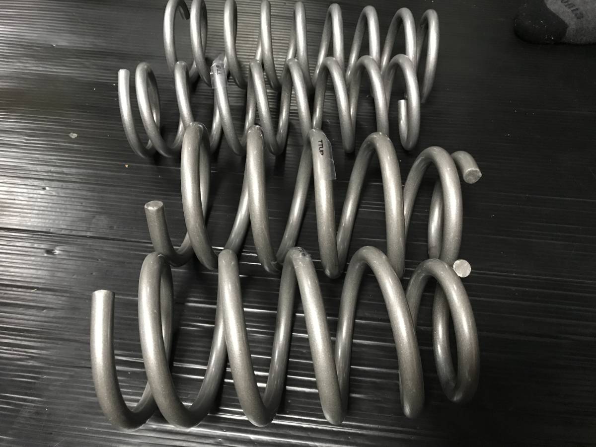 サンバートラックＴＴ１　ＴＴ２リフトアップスプリング