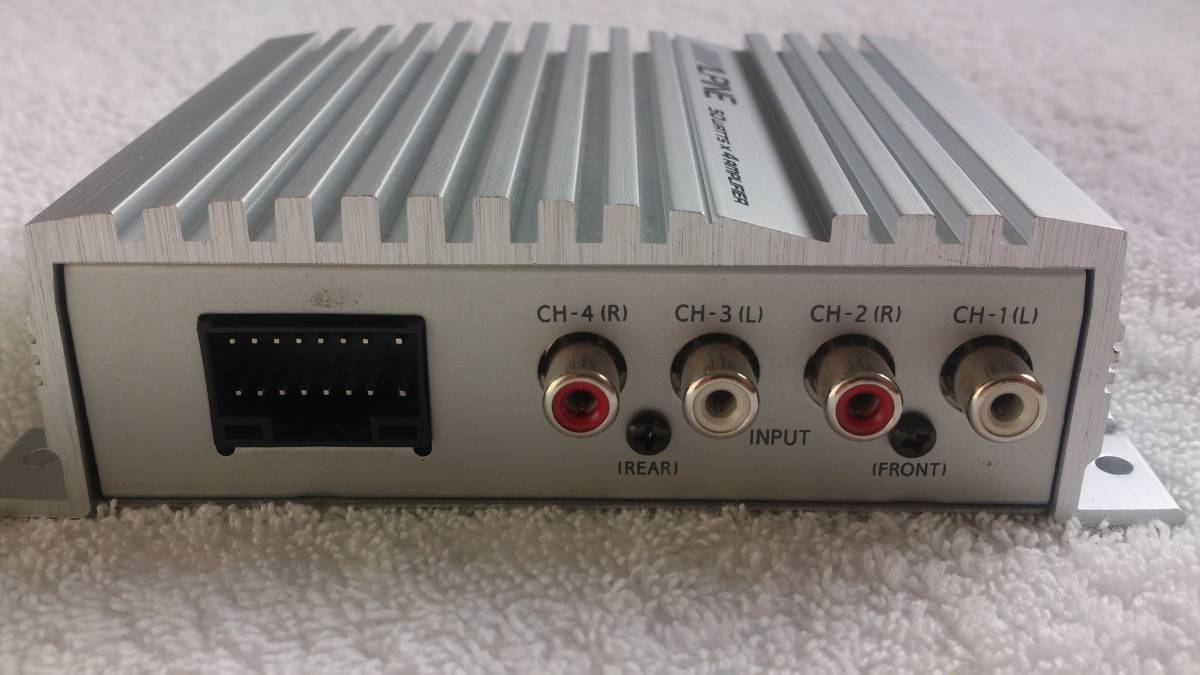 ALPINE アルパイン DVA-7899J 4chアンプ アルパイン DVA-7899J ALPINE