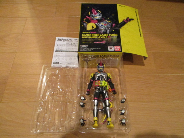 バイクゲーマー 仮面ライダーレーザーターボ レベル0 仮面ライダー 