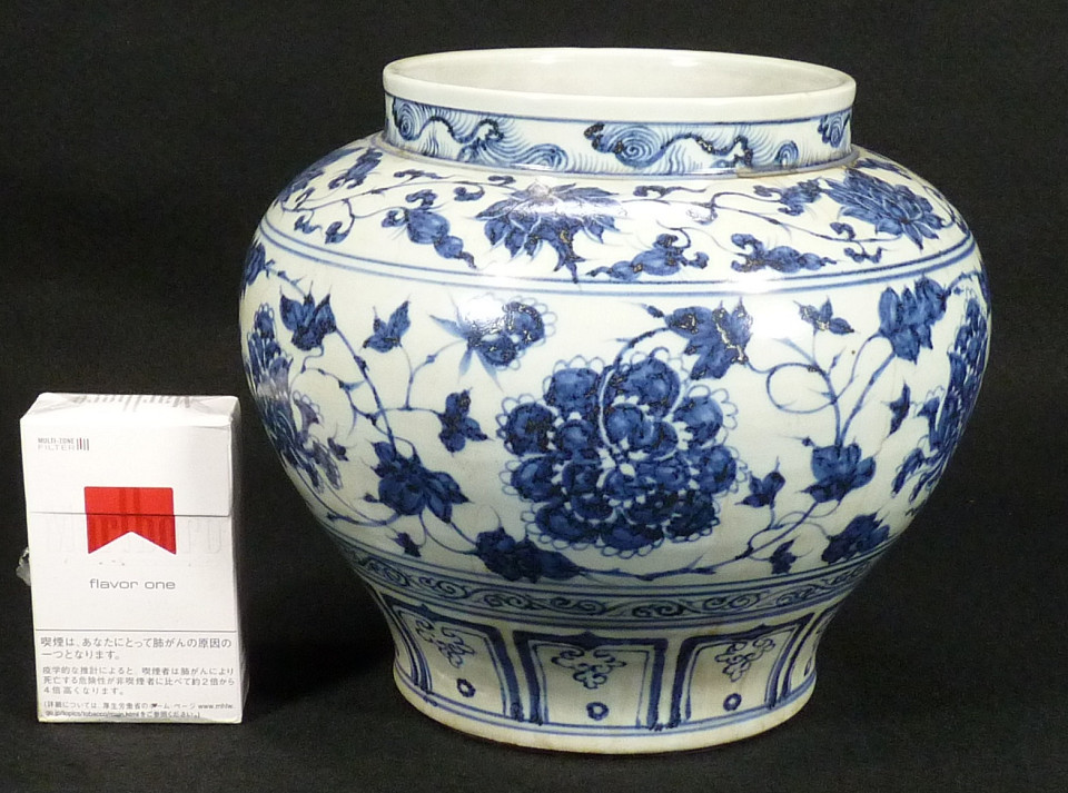 新作登場，人気セール ＫＲ 明初 青花花唐草文壺 中国古玩(明)｜売買されたオークション情報、yahooの商品情報をアーカイブ公開 - オークファン 明