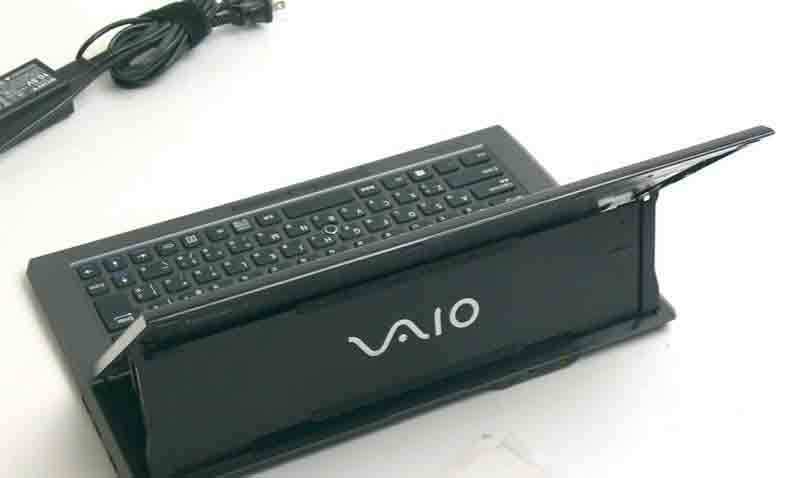 181227-6 ノートパソコン VAIO DUO 11 SVD1121AJA Core i5 3317U 4GB SSD 128GB 11.6型フルHD サーフスライダー方式 ワケ有