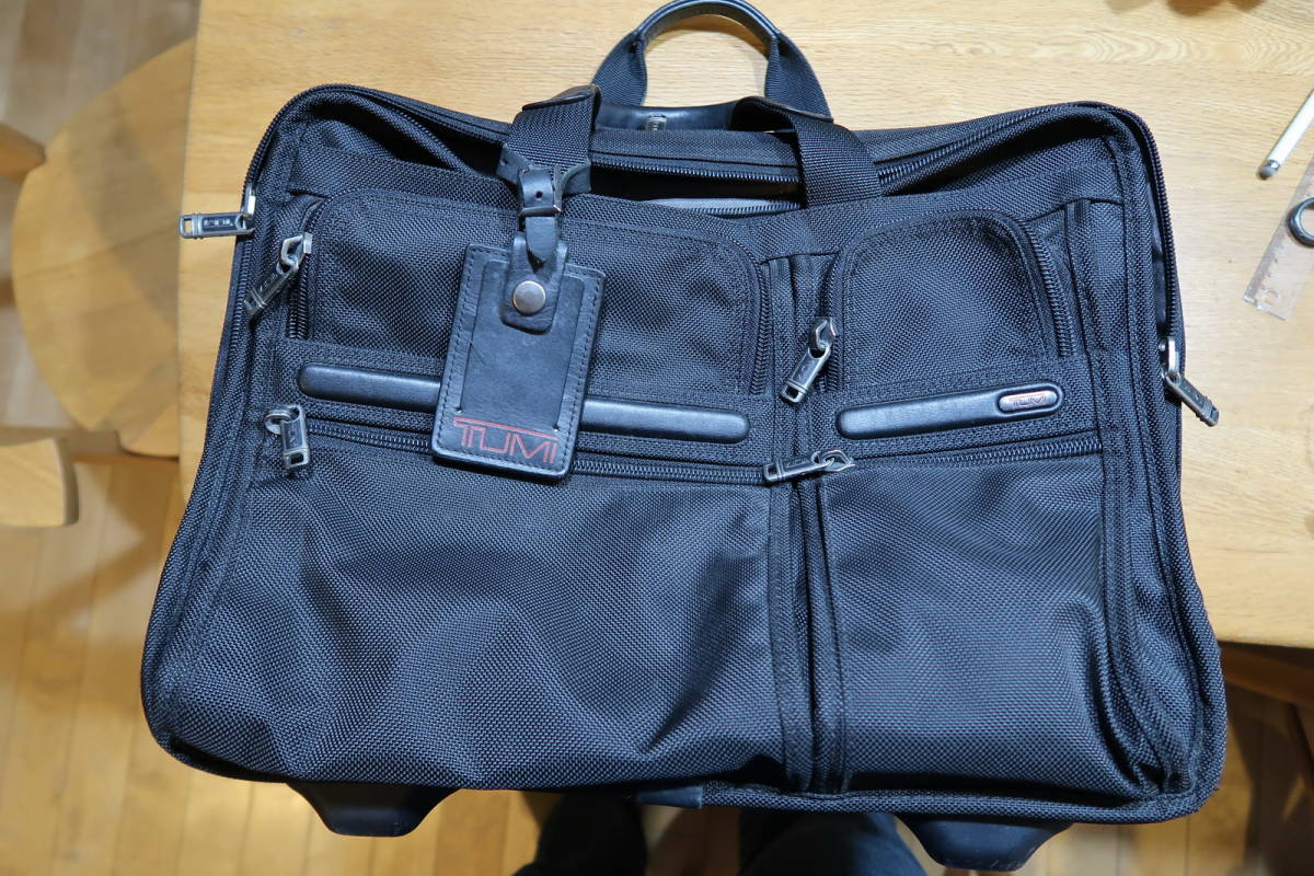 TUMI トゥミ 26104D4 キャリーケース 2輪 ビジネス トロリー 【公式通販】