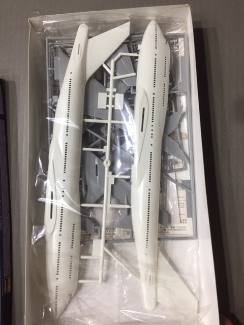 JAL B747-400 スカイクルーザー 1⁄200 の*ょ様 JA8922 Japan 1円