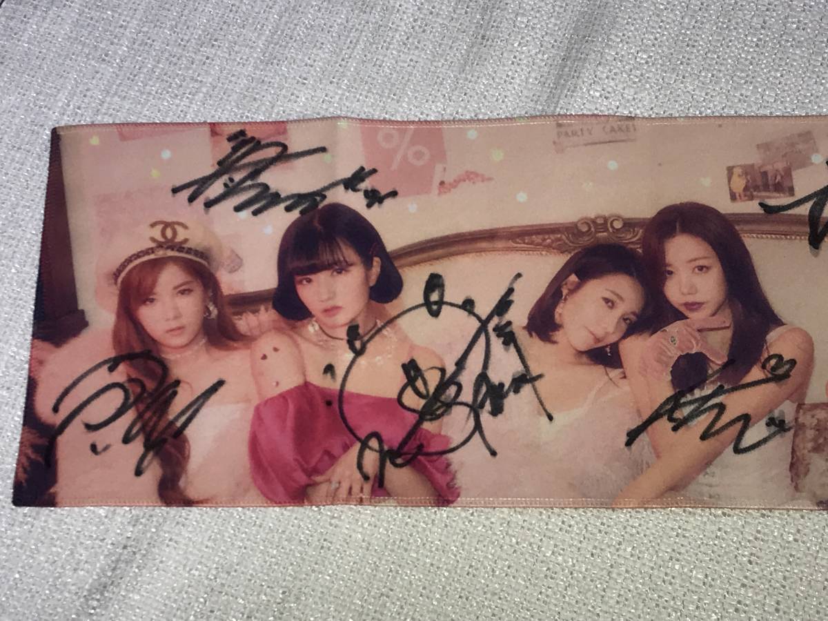 Apink Apink＠「2019 PINK COLLECTION：RED＆WHITE」スローガン＠直筆