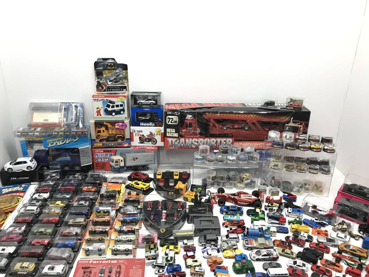 M*i様 トミカ　まとめ売り　スーパーカー　30台 トミカ 30台 まとめ売りセット M*i様 トミカ まとめ売り スーパーカー 30