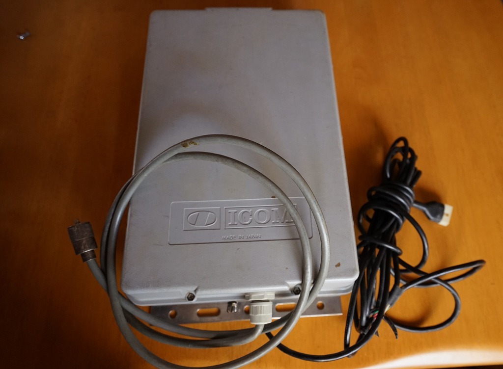 ICOM AH-2 - アンテナチューナー AH-705 オートアンテナチューナー